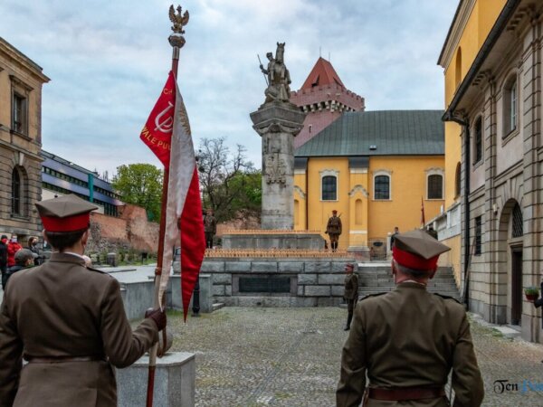 Święto 15 Pułku Ułanów Poznańskich - Dni Ułana Capstrzyk fot. Sławek Wąchała
