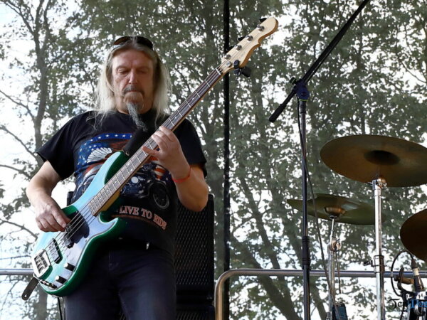 Blue Wave Band nad Rusałką fot. Magda Zając