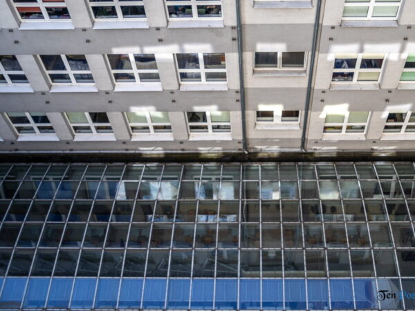 Poznań ponad dachami z WCO przy Garbarach fot. Sławek Wąchała