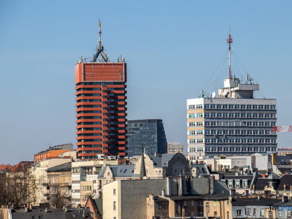 Poznań ponad dachami z WCO przy Garbarach fot. Sławek Wąchała