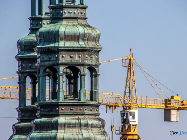 Poznań ponad dachami z WCO przy Garbarach fot. Sławek Wąchała