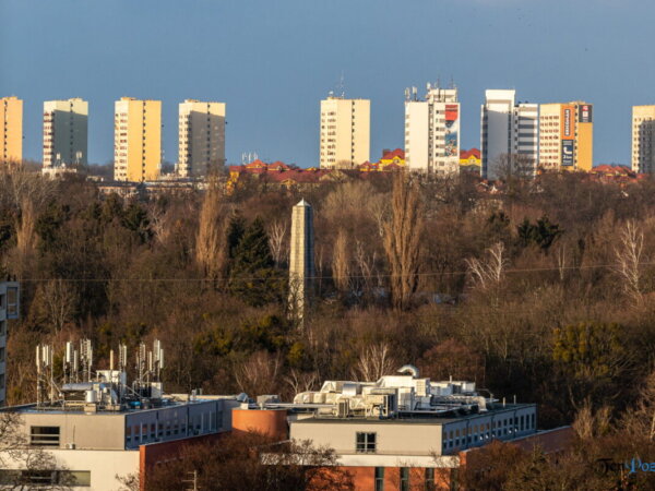 Poznań ponad dachami z Zamku Przemysła fot. Sławek Wąchała