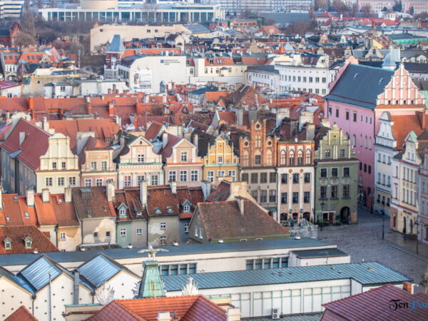 Poznań ponad dachami z Zamku Przemysła fot. Sławek Wąchała
