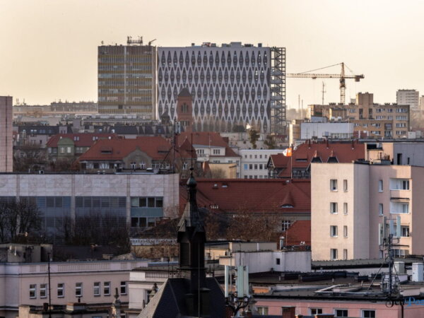 Poznań ponad dachami z Zamku Przemysła fot. Sławek Wąchała