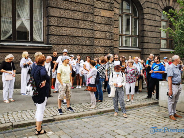 Poznań w obliczu zarazy na przestrzenie wieków - spacer z przewodnikiem - Lato na Gołębiej fot. Sławek Wąchała