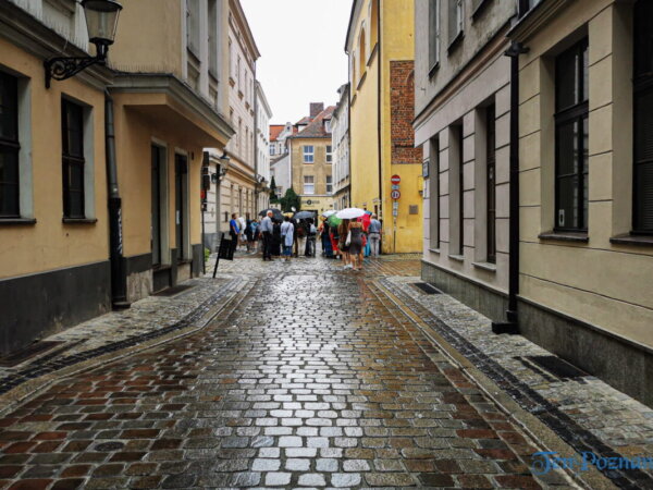 Poznań w obliczu zarazy na przestrzenie wieków - spacer z przewodnikiem - Lato na Gołębiej fot. Sławek Wąchała