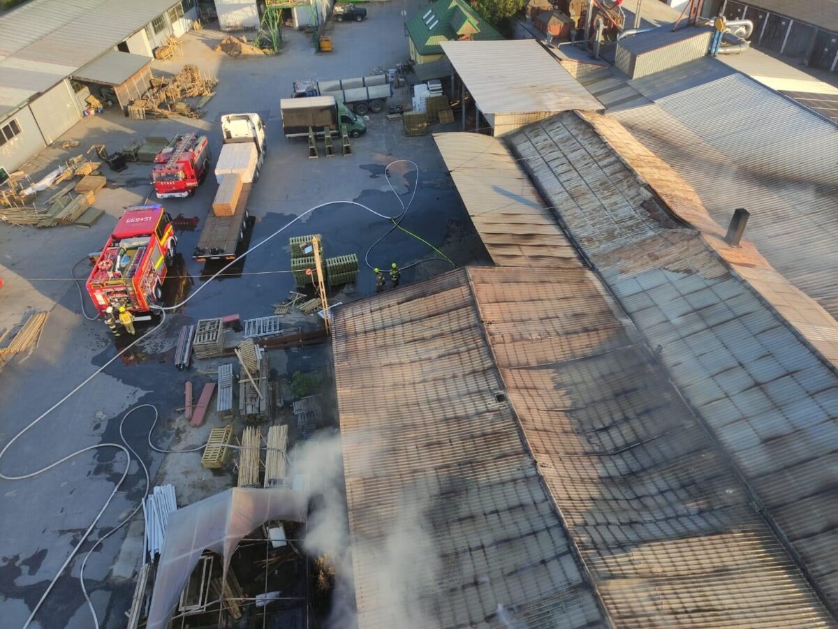 Pozar Fot. Fot. KP PSP Zlotow OSP Glomsk OSP Zakrzewo 3