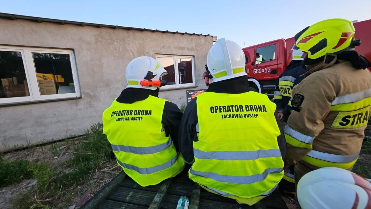 Pozar Fot. Fot. KP PSP Zlotow OSP Glomsk OSP Zakrzewo 7
